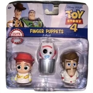 Disney Pixar Toy Story 4 Finger Puppets - Jessie, Forky, & Duke Caboom NEW